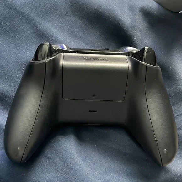 Xbox controller - Picture 2 of 4